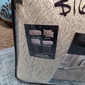 Karl Lagerfeld Textured Cream Comforter Set